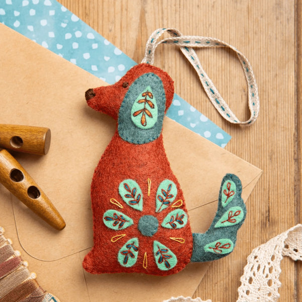 Corinne Lapierre Felt Craft Kit - Folk Dog