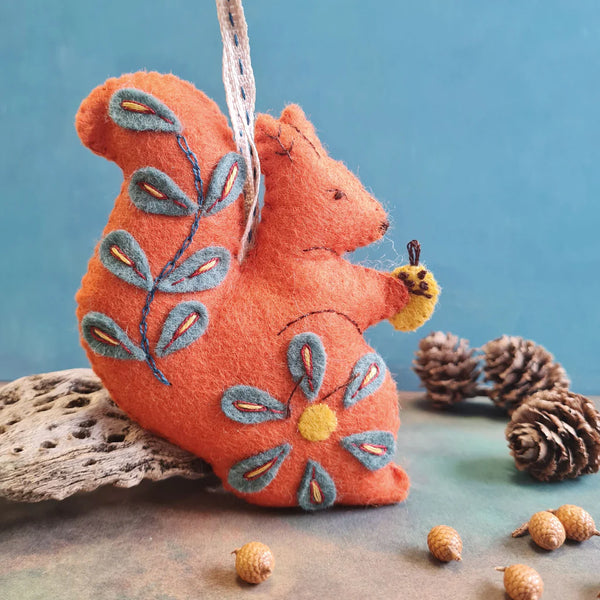 Corinne Lapierre Craft Kit - Folk Embroidered Squirrel