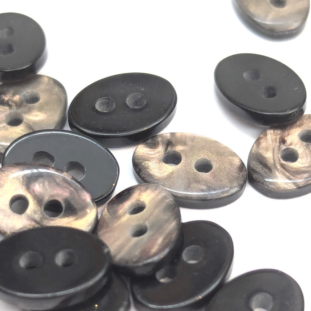 Tiny Oval Button - Iridescent Black - 11mm