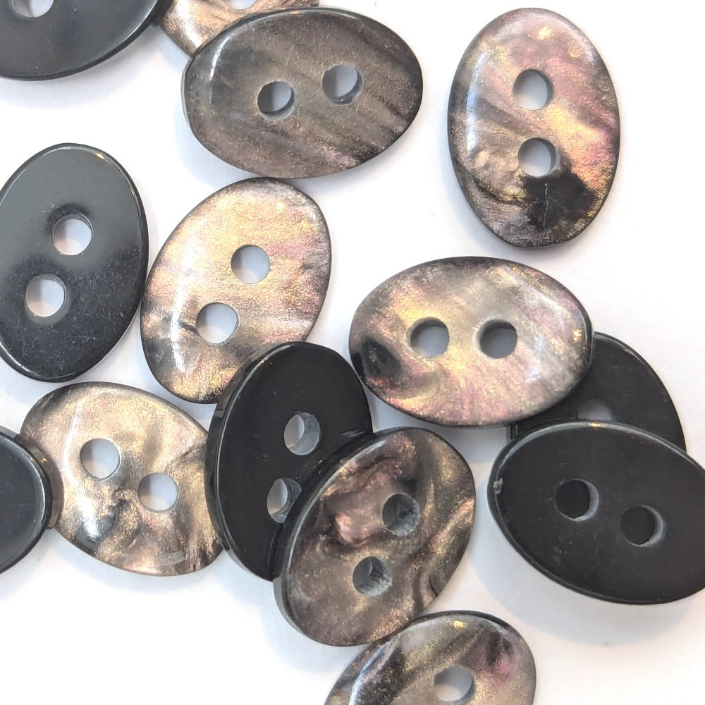 Tiny Oval Button - Iridescent Black - 11mm
