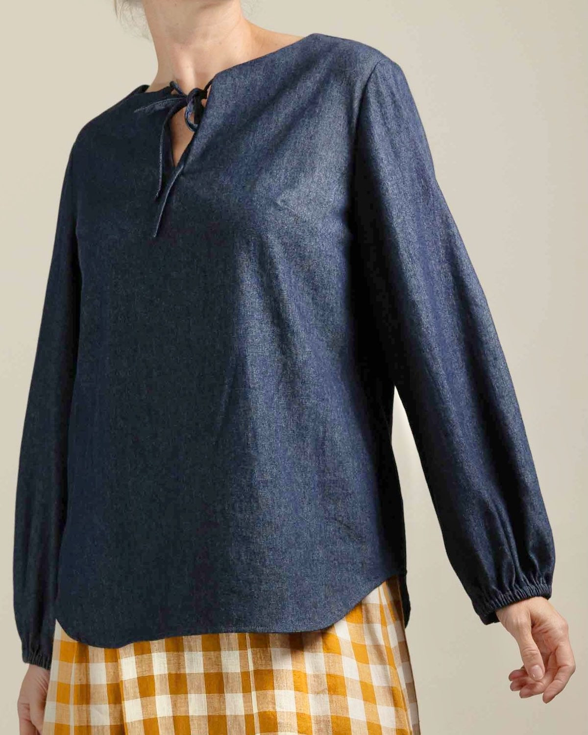 Women's Gathered Sleeve Top and Trousers NL6582